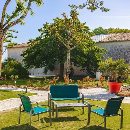 Albizia Hébergement de vacances *